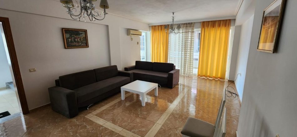 Apartament 2+1+2 në shitje, Sarandë