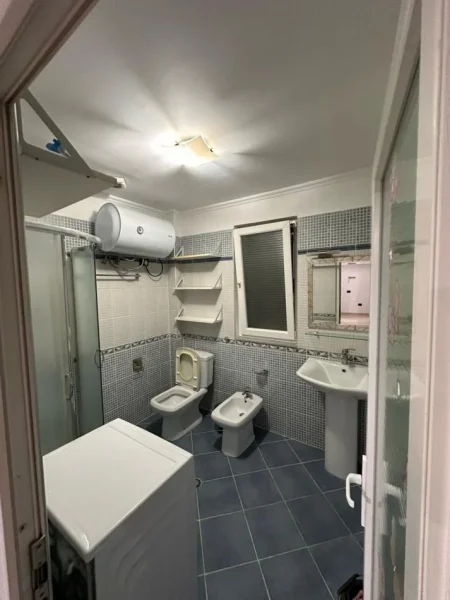 Jepet Shtepi  me qera,    ne Vile 3+1    ID   11850