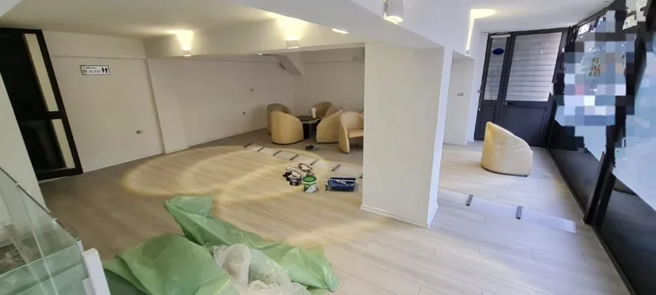 Ambient Biznesi/ Dyqan Me Qera Ne Vasil Shanto (ID BD21490) Tirane