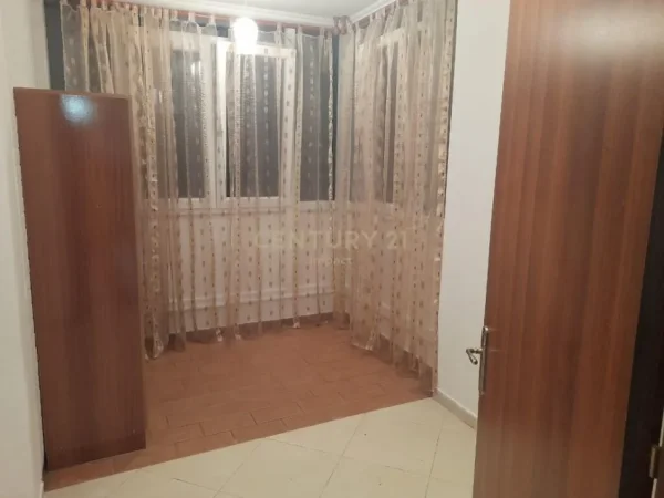 Apartament 2+1 për Qira në Yzberisht, Tiranë - 420€
