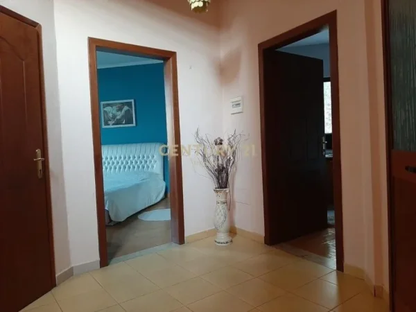 JAPIM ME QIRA VILE 3-KATESHE, NE YRSHEK