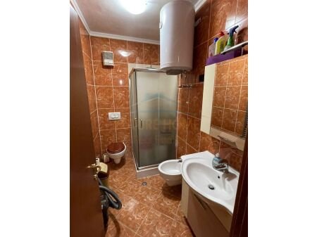 Apartament 2+1+2 për Qira në Zonën e Stadiumit "Air Albania", Tiranë.  AREA39029