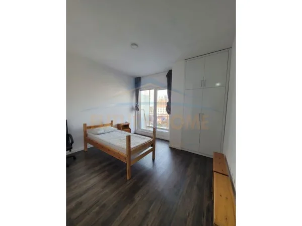 Qera, Apartament 3+1+2+Post Parkimi, Ish Fusha e Aviacionit, Tiranë