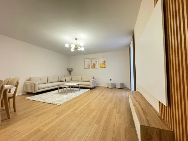 Shitet, Apartament 2+1+2, i mobiluar, Unaza e Re Astir
