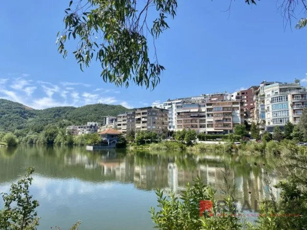 SHESIM PENTHOUSE 3+1+2 tek liqeni thate
