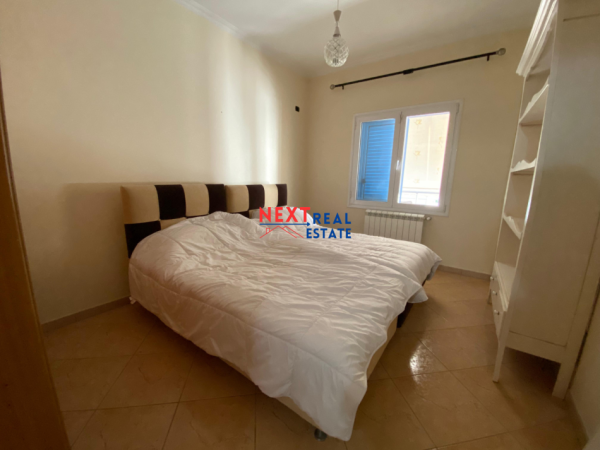 JEPET ME QERA AFATGJATE APARTAMENT 2+1 TEK PORTI, VLORE