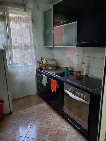 Apartament 2+1+1+bllk me qira 📍Rr. Peti, Liqeni Thate