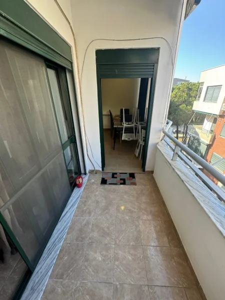 Shitet Apartament 1+1 Pishat e Buta Mali Robit.