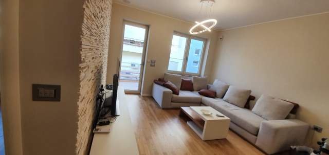 Tirane, jepet me qera apartament 2+1+BLK 120 m² 750 Euro (kopshti zologjik)