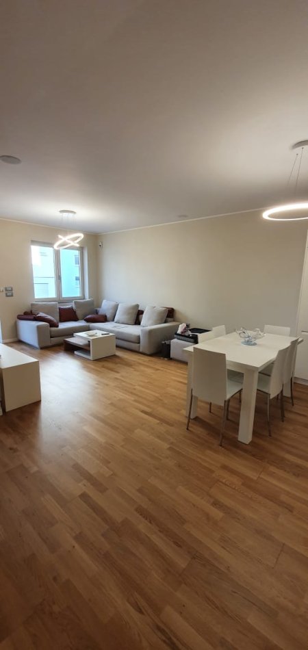 Tirane, jepet me qera apartament 2+1+BLK 120 m² 750 Euro (kopshti zologjik)