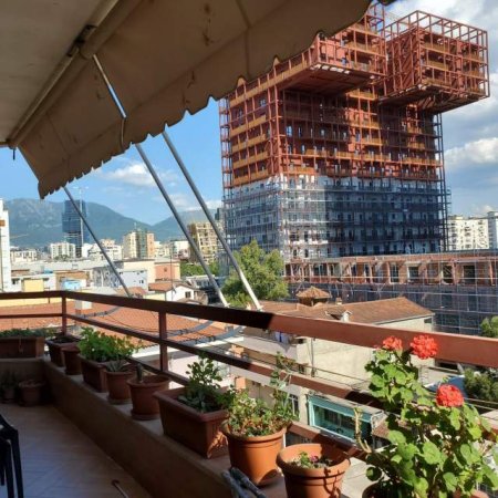 Tirane, jepet me qera apartament 2+1+BLK Kati 8, 105 m² 450 Euro (Frederik Shiroka)
