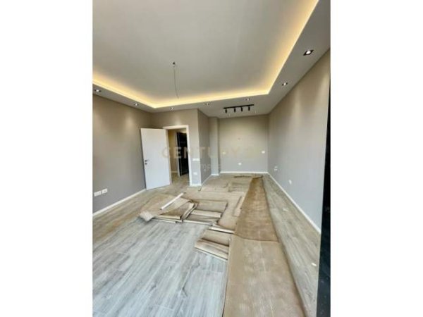 Tirane, jepet me qera apartament 2+1+BLK Kati 5, 124 m² 500 Euro (Rruga e Dibres)