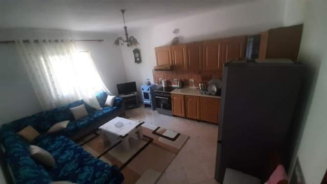 Tirane, jepet me qera shtepi 2+1+BLK Kati 1, 30.000 Leke