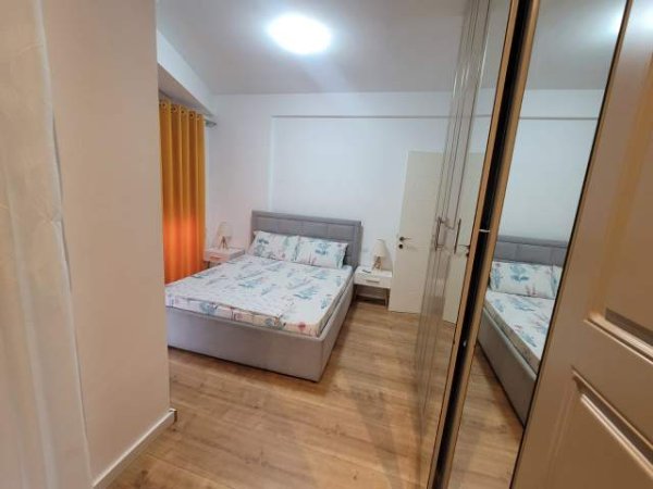 Tirane, jepet me qera apartament 2+1+BLK Kati 6, 89 m² 500 Euro (Brryli)