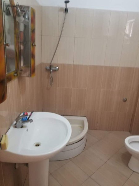 Tirane, jepet me qera apartament 2+1 Kati 1, 75 m² 25.000 Leke (Siri Kodra)