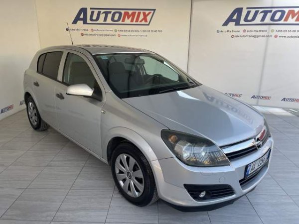 Tirane, shes makine Opel astra Viti 2006, 220.000 Leke