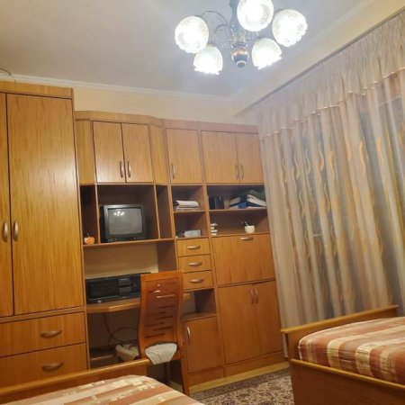 Tirane, jepet me qera apartament 3+1+BLK Kati 6, 140 m² 700 Euro (frederik shiroka)