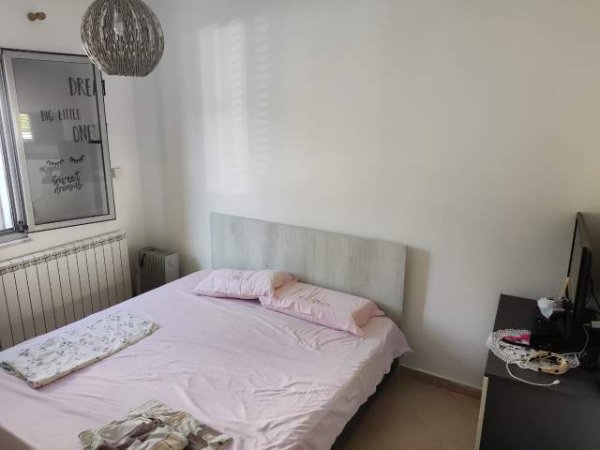 Tirane, jepet me qera apartament 2+1+BLK Kati 1, 94 m² 30.000 Leke (rruga thesarit)