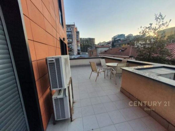 Tirane, jepet me qera apartament 2+1 Kati 2, 112 m² 500 Euro (Selvia)
