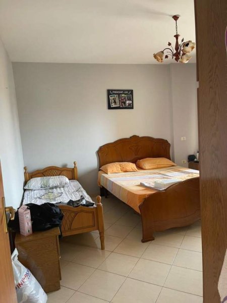 Tirane, jepet me qera apartament 1+1+BLK Kati 8, 70 m² 35.000 Leke (siri kodra)