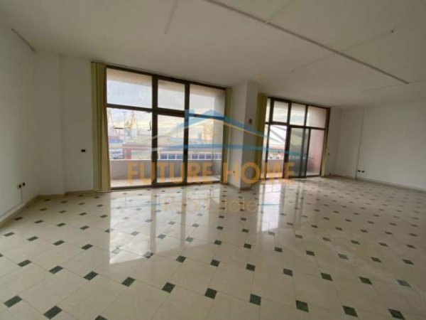 Durres, shitet ambjent biznesi Kati 3, 200 m² 1.600 Euro/m2 (Vollga)