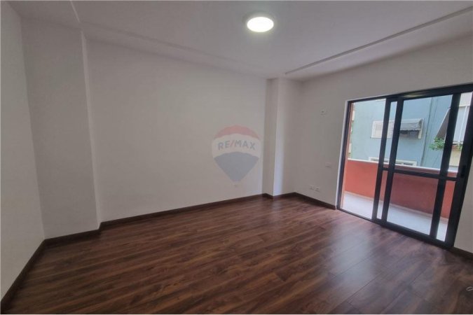 Apartament - Në Shitje - Rruga e Kavajës, Shqipëri- 2+1-   159,000 EURO