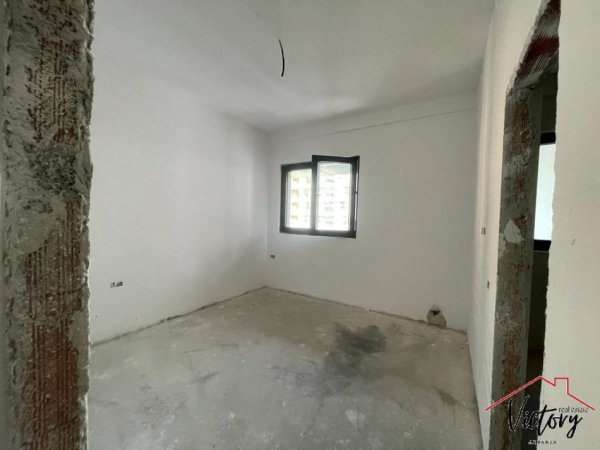 Apartament 2+1+2 ne Shitje tek Square 21.