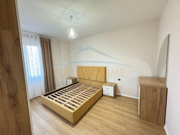 Shitet , Apartament 2+1 , Unaza e Re ,Tirane