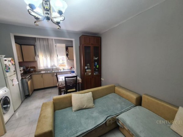 APARTAMENT 1+1 TEK STADIUMI DINAMO!