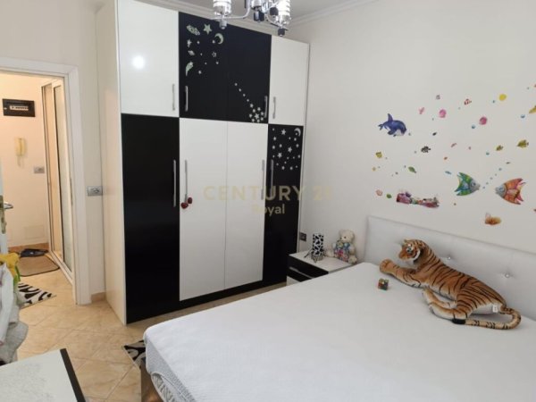 JAPIM ME QIRA APARTAMENT 1+1 NE FRESK TEK SHKOLLA KLODIAN TANUSHI