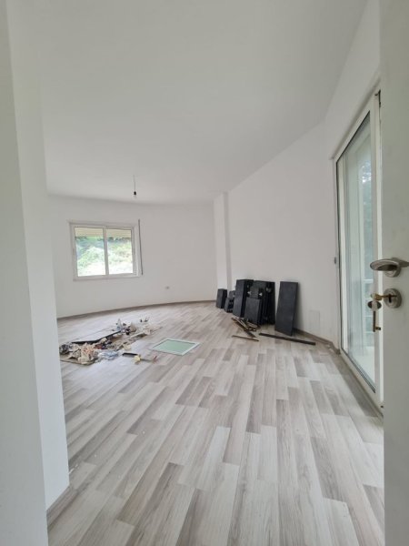 Apartament 1+1 ne shitje - Fresk