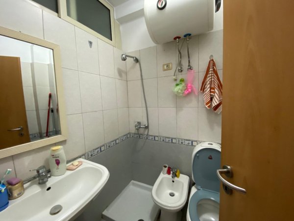 Shitet apartament, 2+1+2