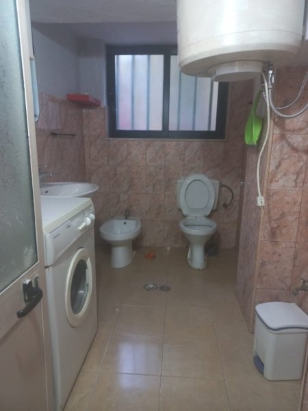 APARTAMENT ME QERA 2+1 M.SHYRI