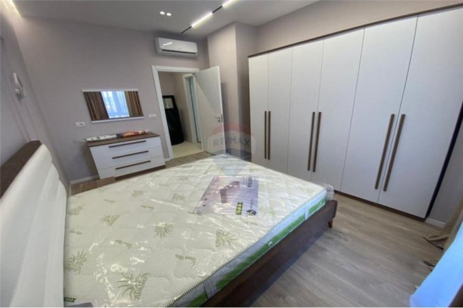 Jepet me qira apartament 2+1 te Fusha e Aviacionit! 700eur