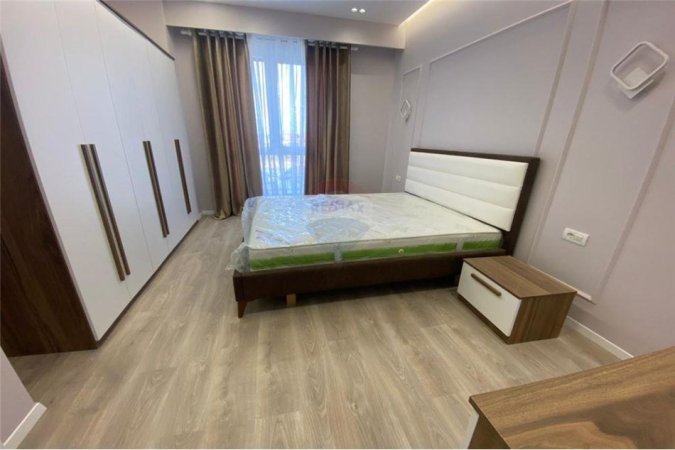 Jepet me qira apartament 2+1 te Fusha e Aviacionit! 700eur