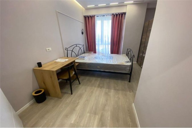 Jepet me qira apartament 2+1 te Fusha e Aviacionit! 700eur