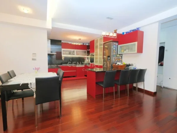 Apartament 3+1+2 për shitje, Kopshti Botanik, Tiranë