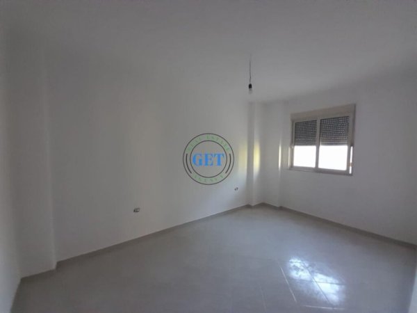 Okazion,Shitet apartament 2+1 ke Spitali,Durres