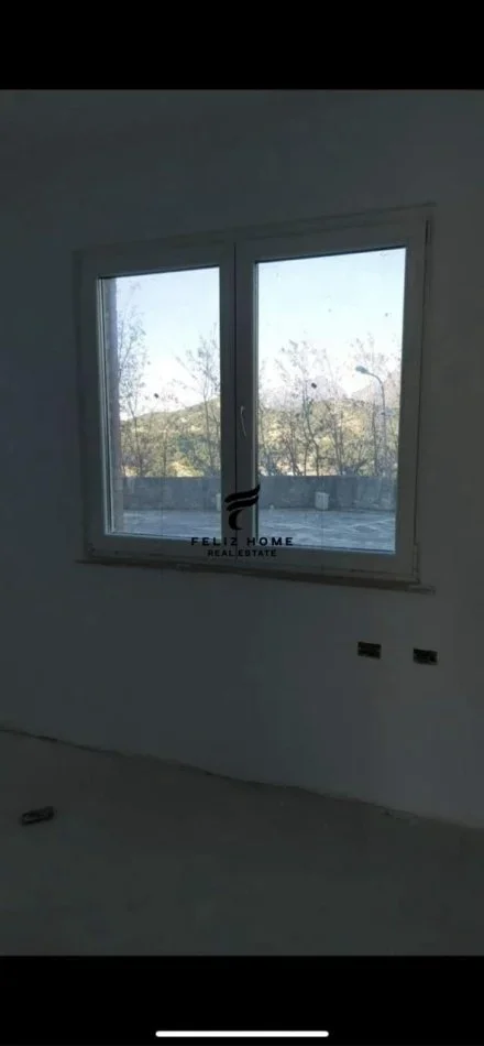 SHITET APARTAMENT,FRESK,120.000 EURO.
