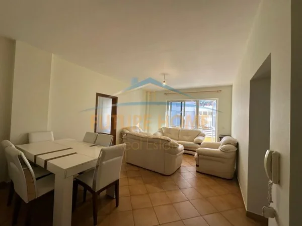 Qera, Apartament 2+1, Kristal Center, Tiranë