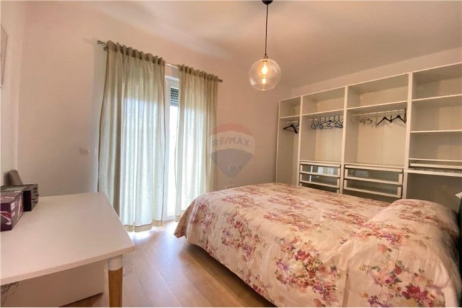 Apartament - Me Qira - Liqeni i Thatë, Shqipëri
Super apartament 2+1+ depo+ post parkimi me qira tek Liqeni i Thate!