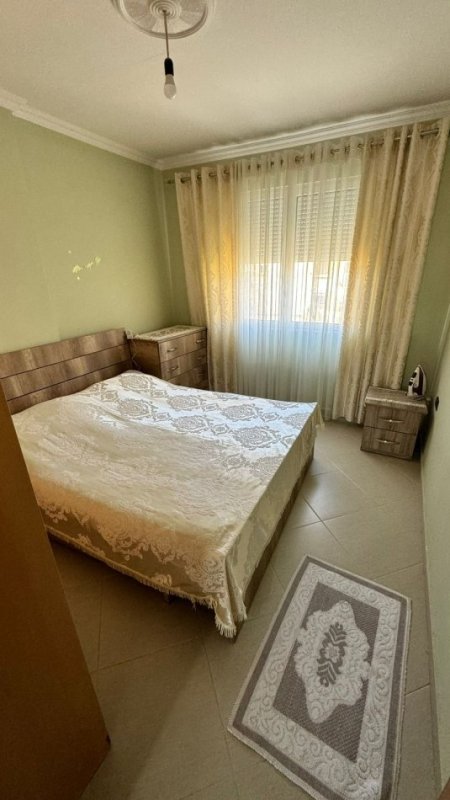 Jepet me Qera Apartament 2+1 + Papafingo në Myslym Shyri