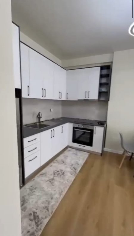 Apartament Me Qera 1+1 Tek Fusha E Aviacionit, Tirane.