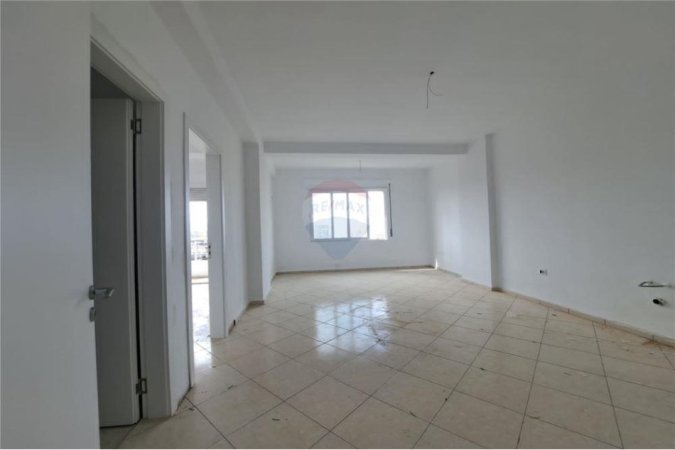 Apartament 2+1 ne shitje Rr Zenel Murra,Vlore