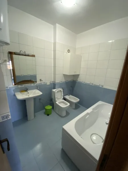 APARTAMENT 2+1+2 per qira