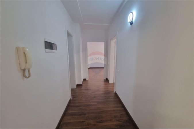 Apartament - Në Shitje - Rruga e Kavajës, Shqipëri