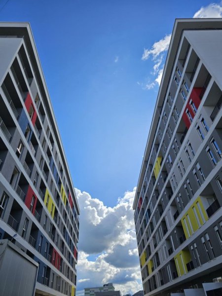 Apartament 3+1+2+post parkimi ne shitje tek univers city