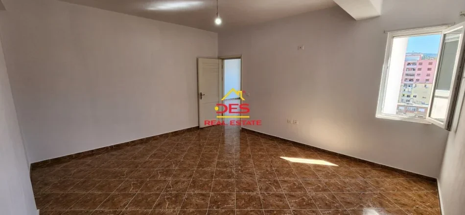 🆕🔥 SHITET APARTAMENT 2+1 PRANË KISHËS ORTODOKSE,VLORË.