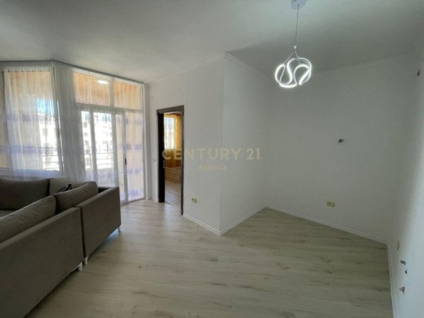 ASTIR, SHITET APARTAMENT 2+1+2 TE KOMPLEKSI FRATARI! 119000euro