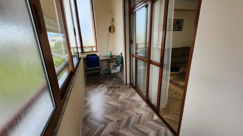 JEPET APARTAMENT ME QERA 3+1+2  1000 EURO MYSLYM SHYRI